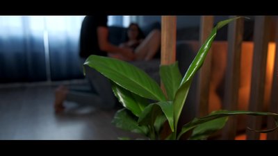 ʻO nā kāne ʻōpio i ke aloha he wahine wela, he nui ka cum ma kāna hoki.